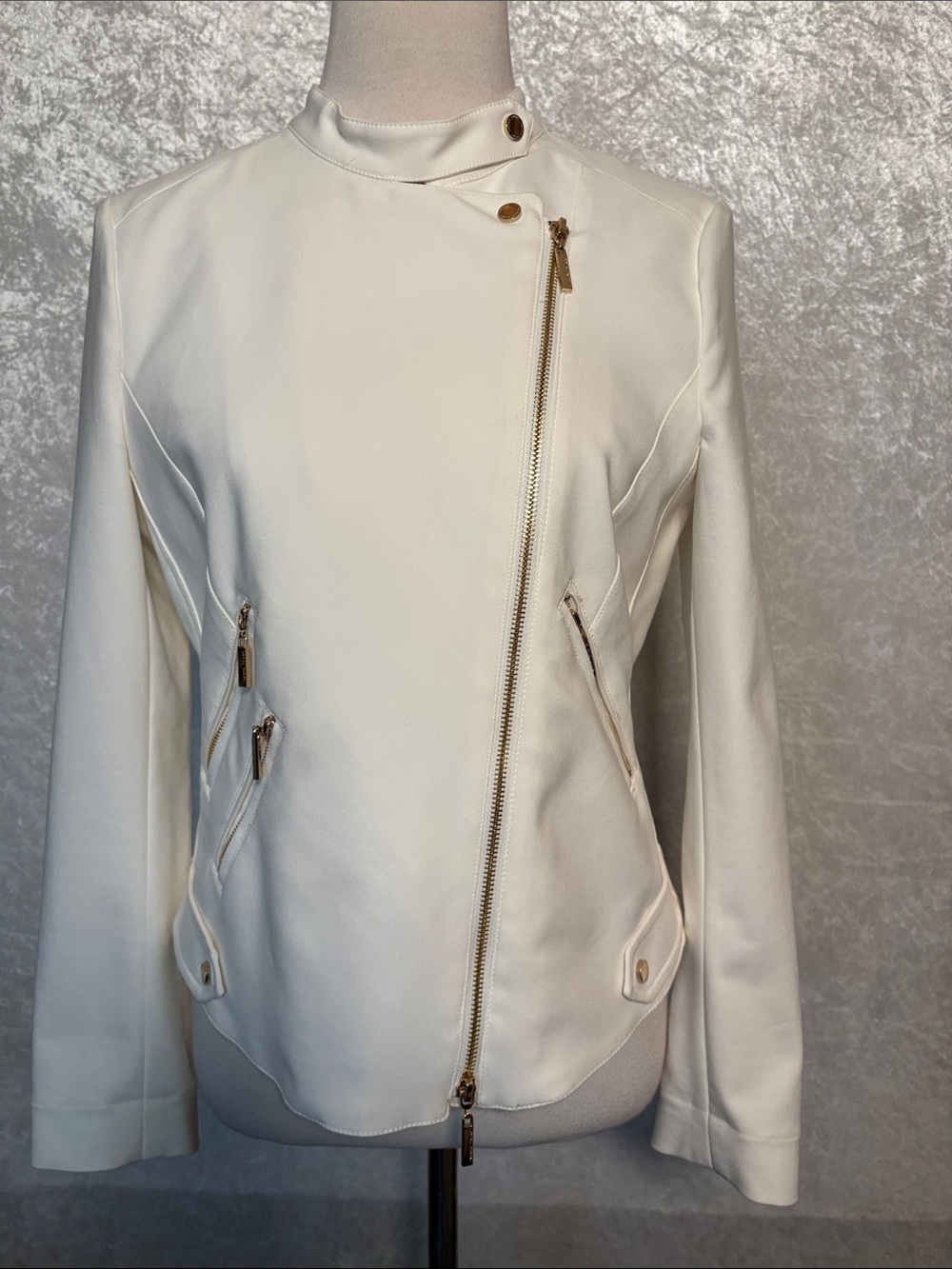 Ivanka Trump Jacket Cream Asymmetrical Size 6